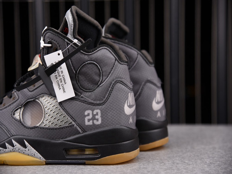 Off-white x Air Jordan Retro 5(CT8480-001)